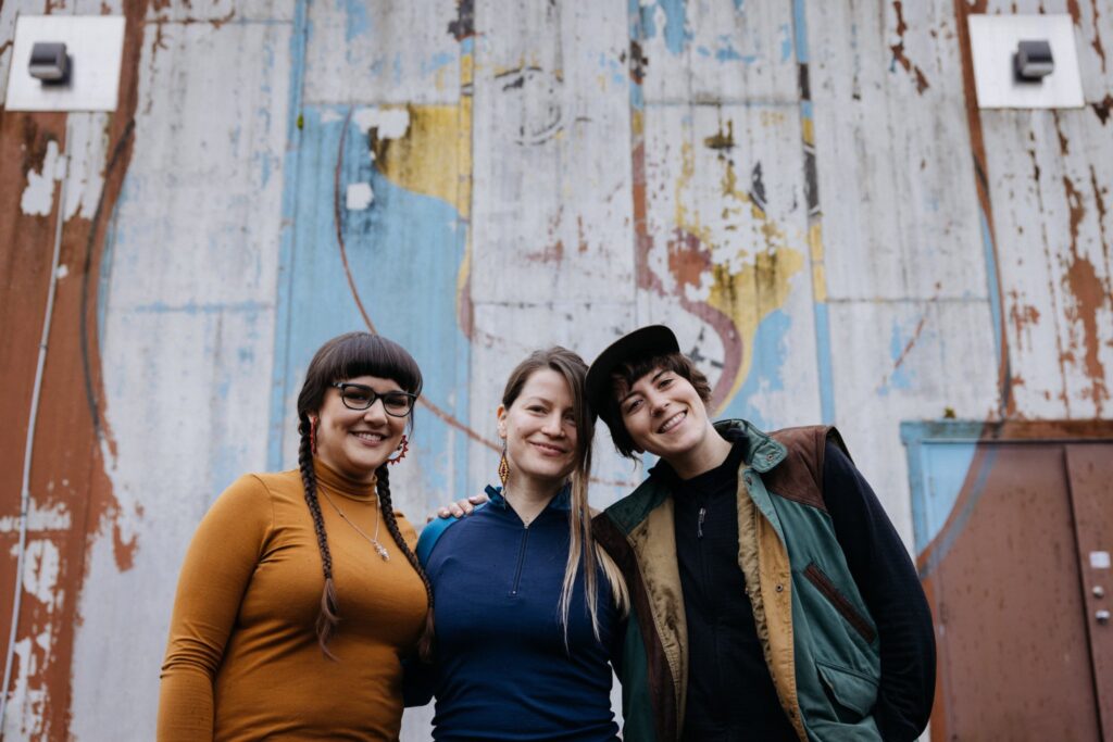 Dr. Andrea Reid and her grad students Kasey Stirling and Kate Mussett. 